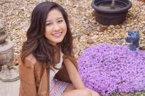 Lý do khiến 9X gốc Việt xinh đẹp nổi như cồn trên mạng