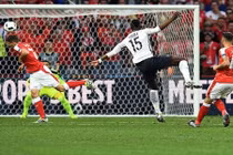 Euro 2016 Pháp 0 - 0 Thụy Sĩ: Dắt tay nhau đi tiếp 