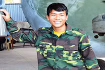 Tết Việt trong mắt các phi công Không quân Lào, Campuchia