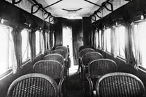 Khoang hành khách của máy bay từ 100 năm trước trông như thế nào?