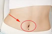 Người sở hữu 1 trong 5 nốt ruồi “Đế vương” này càng già càng giàu