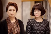 Ở nhà chăm con, tôi trầm cảm vì bị mẹ chồng khinh thường