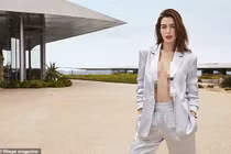 Mỹ nhân mặc hở bạo, “sexy kiểu mới” hút vạn ánh nhìn