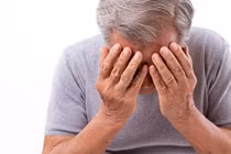 Tưởng chỉ viêm mũi bình thường, U70 bàng hoàng biết mắc bệnh hiểm