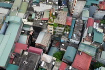 Giật mình lối vào hiện trường vụ cháy 14 người chết ở Hà Nội