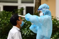 Khi nào TP HCM nên áp dụng giải pháp điều trị F0 tại nhà?