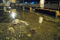 Nam thanh niên nhảy cầu tự tử vì bị dọa chém?