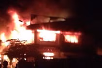 Cháy ngùn ngụt tại chợ Tam Nông, Đồng Tháp