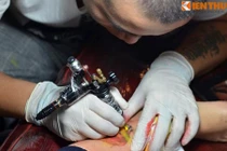 Thu nhập “khủng” của người chuyên xăm hình cho sao Việt