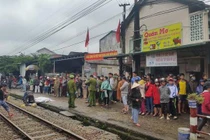 Huế: Thanh niên trẻ lao đầu vào tàu hỏa tự tử