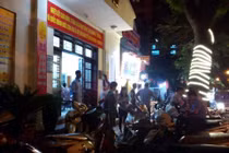 Dân đi ở nhờ khổ sở sau vụ sập nhà cổ Trần Hưng Đạo