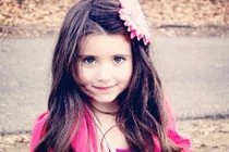 Cách chăm con gái chuẩn đẹp ngay từ khi còn bé 