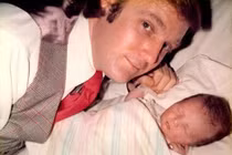 Ảnh hiếm về ông Donald Trump và các con khi còn nhỏ