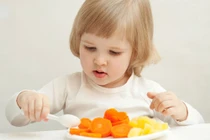 Những món ăn thần thánh giúp bé đẹp da cha mẹ nên làm ngay