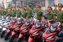 Chi 4 tỷ mua 100 môtô cho công an bắt tội phạm