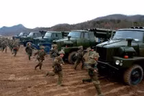 So quân đội của hai miền Triều Tiên, liệu có tương xứng?