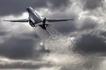 Máy bay ném bom B-1B Lancer “dập dòm” ở Biển Đông