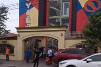 Đột kích karaoke Sao Việt trong đêm, tóm hàng chục dân chơi phê ma túy 