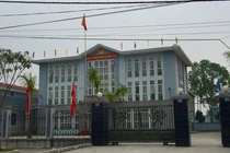 Cán bộ xã giả mạo chữ ký người chết, chiếm đoạt tiền