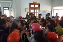 Hơn 500 giáo viên mất việc ở Đắk Lắk: “Quan” làm sai, sao nỡ “vắt chanh bỏ vỏ”