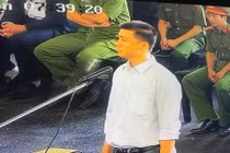 "Mẹ" Phan Sào Nam nói gì với con tại tòa xử vụ đánh bạc nghìn tỷ?