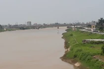 Thái Bình: Vẫn đang nỗ lực tìm kiếm thi thể cô gái nhảy cầu tự vẫn