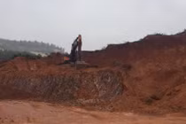 Hải Dương: Thủ đoạn tinh vi, “đất tặc” thản nhiên khai thác khoáng sản?