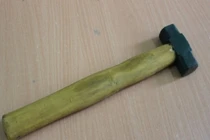 Nghi trộm vào nhà, dùng búa đánh chết và cái kết