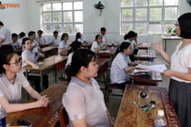 Đề thi Tốt nghiệp THPT Quốc gia khó: Có chạy theo phản ứng của dư luận?