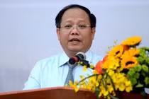 Đề xuất kỷ luật Phó bí thư Thành ủy TP HCM Tất Thành Cang