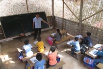 Khái toán 104 tỷ kỷ niệm 990 năm “danh xưng Thanh Hóa“: Tỉnh nghèo xài sang!