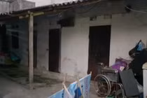 Người phụ nữ tàn tật kêu cứu vẫn bị hai “yêu râu xanh” hiếp dâm