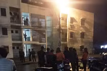 Đi làm về, bàng hoàng phát hiện người đàn ông treo cổ trong nhà