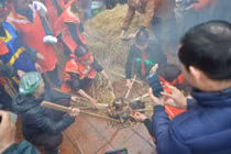 Cận cảnh hội thi thổi cơm vô cùng độc đáo ở Hà Nội