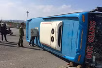 Quảng Ninh: Lật xe khách Đức Giang khiến 7 người thương vong