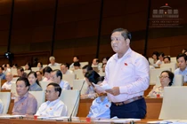 "Giáo dục từ gốc" để không còn chuyện bắt học sinh uống nước giẻ lau