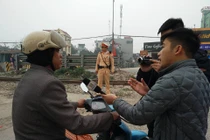 Hà Nội: Tăng cường CSGT tại các nút giao đường sắt nguy hiểm