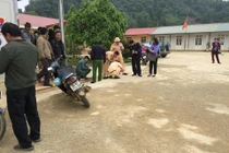 Bất ngờ: Cô giáo lùi xe khiến học sinh tử vong, thầy giáo nhận tội thay