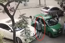 Khởi tố vụ án tài xế taxi Mai Linh bị "choảng" gạch giữa đường