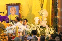 Hàng chục ngàn người viếng tang cố Đại lão Hòa thượng