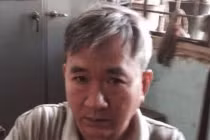 Đột nhập công ty sản xuất giấy tờ giả đưa người đi Mỹ