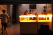 Bình Dương: Dùng súng cướp tiệm vàng giữa cơn mưa