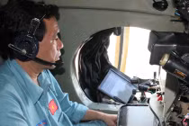 Hành trình cùng AN26 tìm kiếm máy bay mất tích trên biển