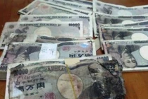 Hàng chục người “xin lại” chị mua đồng nát 5 triệu yen