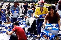 Tàn nhẫn “hôi của” người chết vụ TNGT thảm khốc?