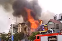 Đến chúc tết gặp cháy nhà, 5 người thương vong