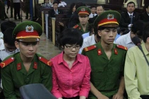 Hình ảnh đầu tiên siêu lừa Huyền Như tại tòa