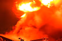 "Giặc lửa" thiêu rụi khu xử lý chất thải rắn ở TP HCM