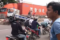 Vừa thành lập, xe của trạm CSGT gây TNGT nghiêm trọng