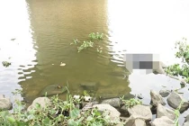 Phát hiện tử thi dưới mương nước